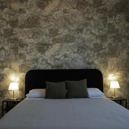Sikelia Bed & Breakfast *