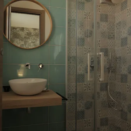 Oda ve Kahvaltı Sikelia 3*