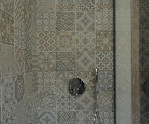 Sikelia Couette-café 3*