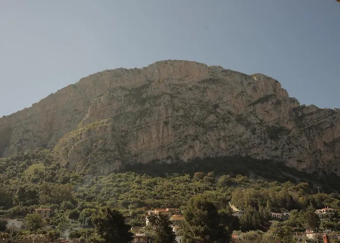 Sikelia 3*
