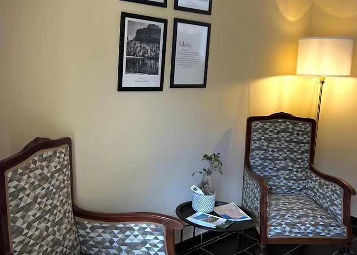 Sikelia Couette-café 3*